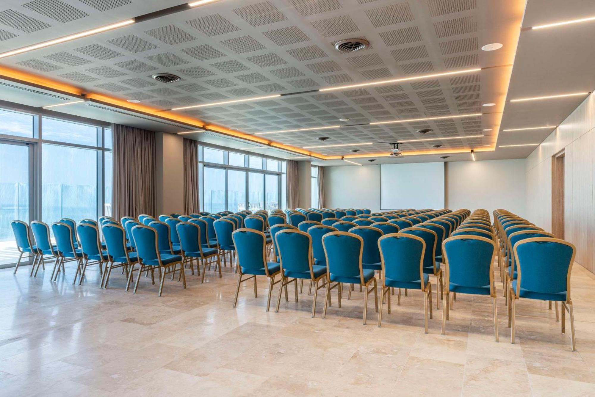 فندق Hilton Santa Marta المظهر الخارجي الصورة